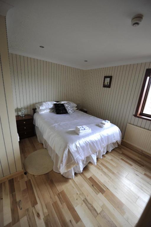 סטורנוויי Sandwick Bay Guest House חדר תמונה